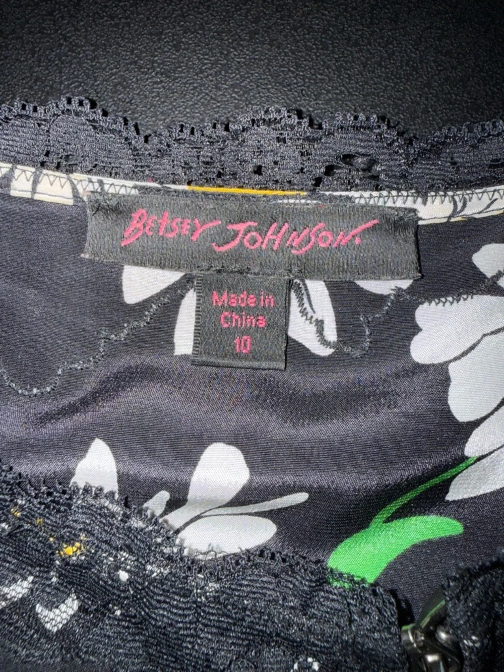 Betsey Johnson Black Midi Dress with White & Yellow Daisy Print - Picture 4 of 5